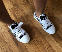 Load image into Gallery viewer, Women Zumk Design Low Top Casual Sneaker