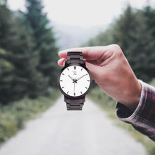 Load image into Gallery viewer, Zumk 213. New Steel Strap Automatic Watch (With Indicators)